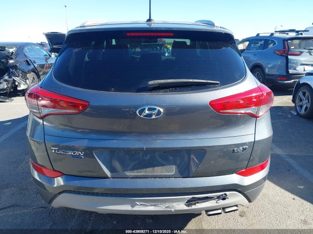 KM8J33A27HU361951 Hyundai Tucson Eco