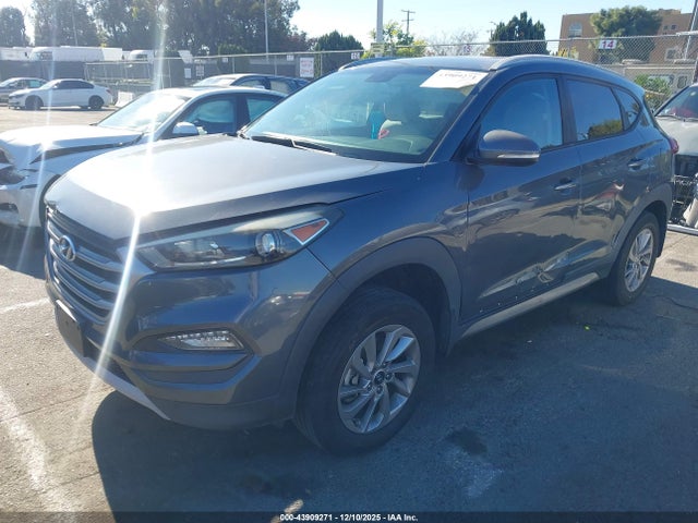 KM8J33A27HU361951 Hyundai Tucson Eco