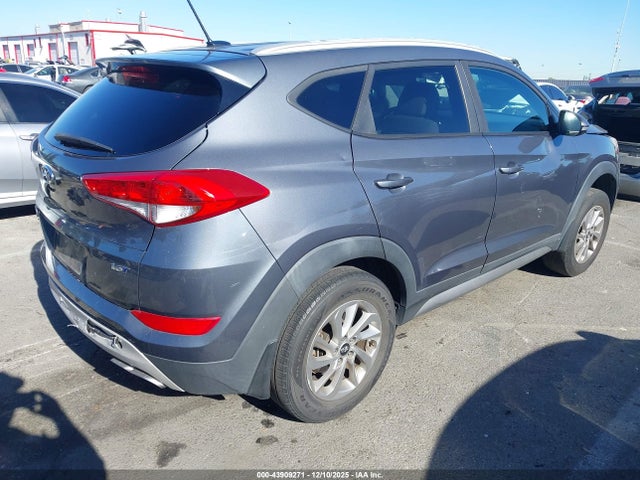 KM8J33A27HU361951 Hyundai Tucson Eco