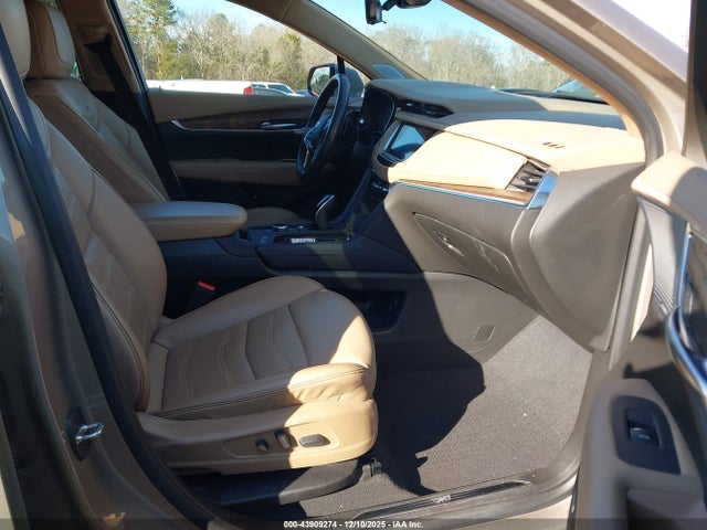 2022 CADILLAC XT5 1GYKNERS7NZ117003 Photo 4