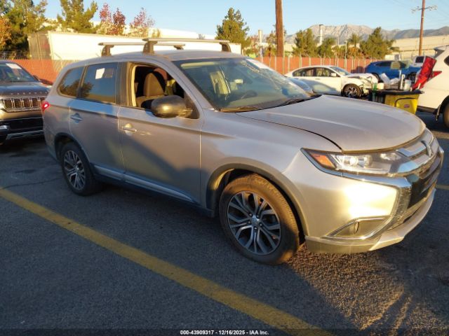 2018 MITSUBISHI OUTLANDER JA4AD2A33JZ004757 Photo 0