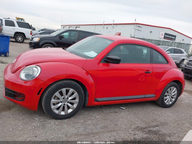 Volkswagen Beetle 2014 3VWFP7AT2EM627307 Image 14