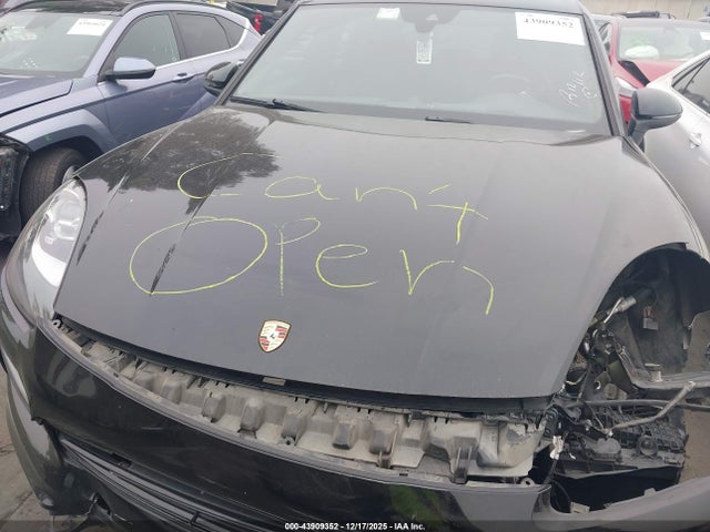 2019 PORSCHE CAYENNE WP1AA2AY5KDA03827 Photo 9