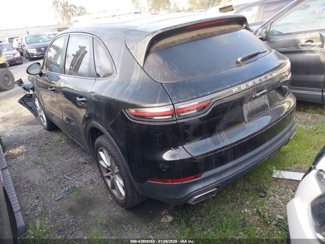 2019 PORSCHE CAYENNE WP1AA2AY5KDA03827 Photo 2