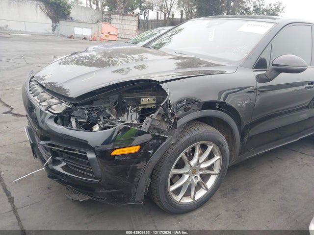 2019 PORSCHE CAYENNE WP1AA2AY5KDA03827 Photo 5