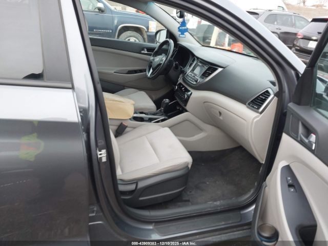 2016 HYUNDAI TUCSON KM8J3CA21GU044200 Photo 4