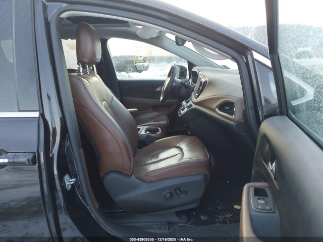 2017 CHRYSLER PACIFICA 2C4RC1GG0HR592914 Photo 4
