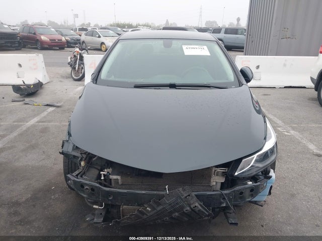 1G1BE5SMXJ7194433 Chevrolet Cruze Lt Auto