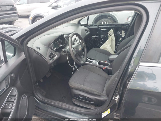 1G1BE5SMXJ7194433 Chevrolet Cruze Lt Auto