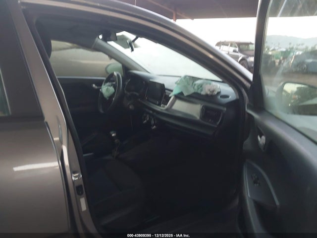 3KPA24AD4NE474829 KIA RIO S