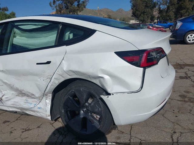 2023 TESLA MODEL 3 5YJ3E1EA3PF407506 Photo 5