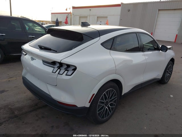 Ford Mustang Mach-e Premium 2025 3FMTK3SU3SMA02992 Image 4
