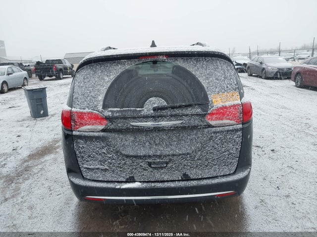 43909474 :رقم المزاد ، 2C4RC1BG2LR140043 vin ، 2020 Chrysler Pacifica Touring L مزاد بيع