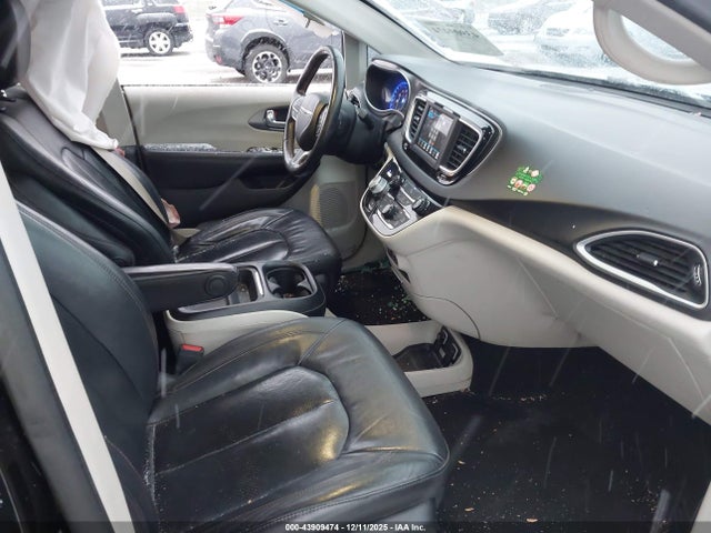 43909474 :رقم المزاد ، 2C4RC1BG2LR140043 vin ، 2020 Chrysler Pacifica Touring L مزاد بيع