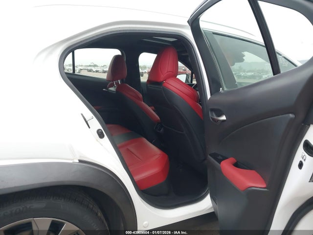 JTHY3JBH6K2003638 Lexus Ux 200 F Sport