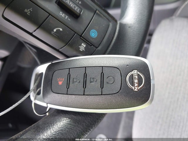 Продажа на аукционе авто 2023 Nissan Rogue Sv Fwd, vin: 5N1BT3BA3PC818026, номер лота: 43909536
