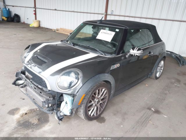 2015 MINI CONVERTIBLE WMWZP3C54FT708610 Photo 1