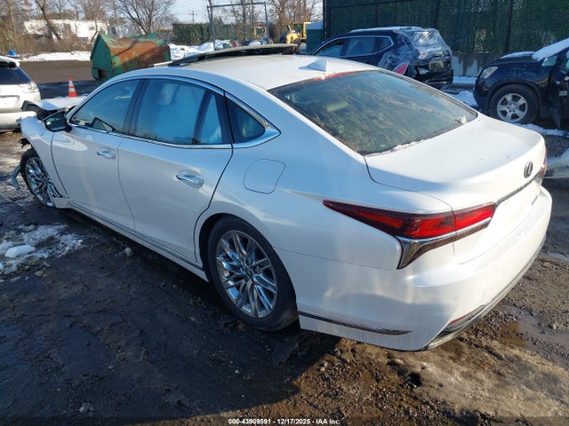 2018 LEXUS LS 500 JTHB51FF8J5003131 Photo 2