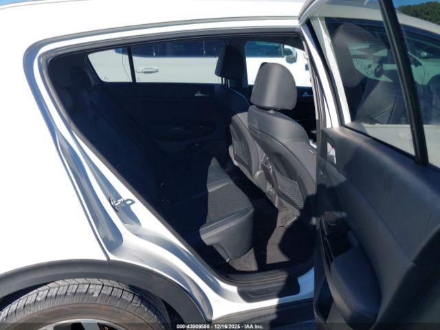 2021 KIA SPORTAGE KNDPN3AC8M7933197 Photo 7