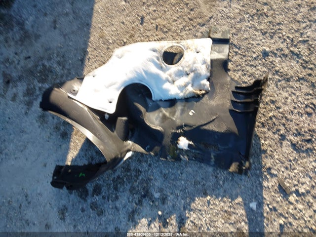 Tesla Model 3 Premium Rear-wheel Drive 2026 5YJ3E1EA4TF123845 Image 12