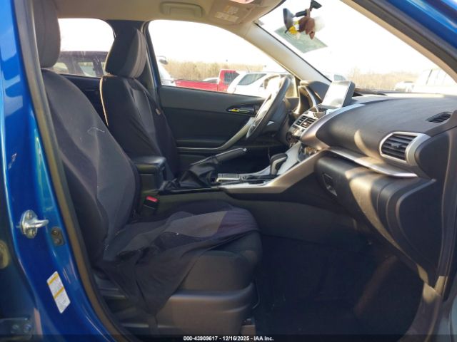 2018 MITSUBISHI ECLIPSE CROSS JA4AT4AA9JZ042927 Photo 4