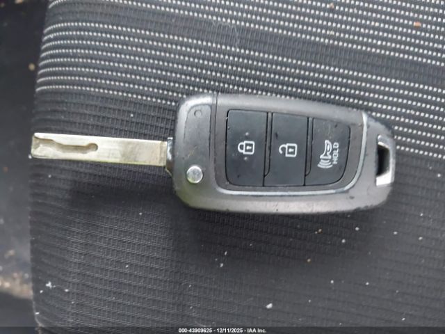 2022 HYUNDAI VENUE KMHRC8A3XNU153177 Photo 10