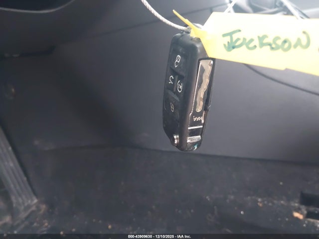 2021 VOLKSWAGEN PASSAT 1VWSA7A34MC007333 Photo 10