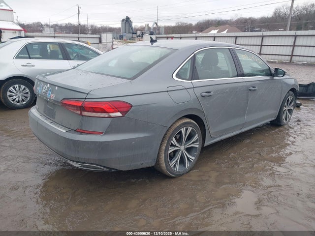 2021 VOLKSWAGEN PASSAT 1VWSA7A34MC007333 Photo 3