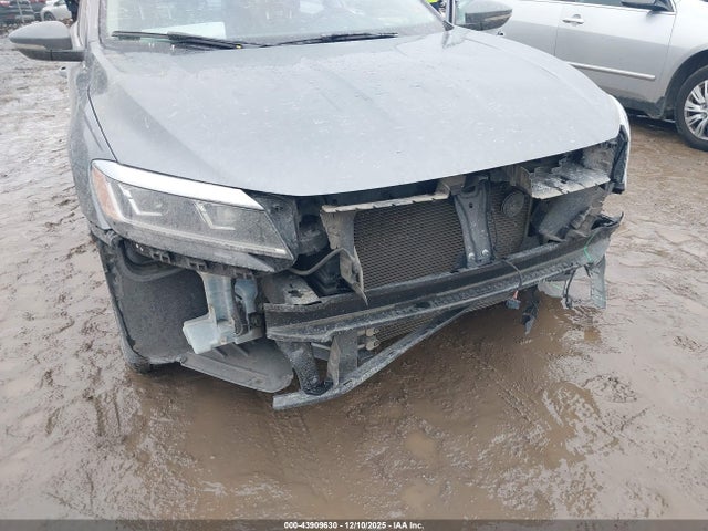 2021 VOLKSWAGEN PASSAT 1VWSA7A34MC007333 Photo 5