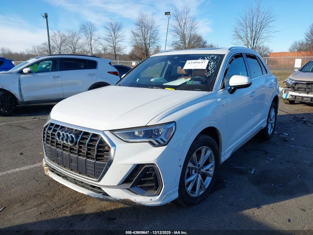 2023 AUDI Q3 WA1DECF34P1132506 Photo 1