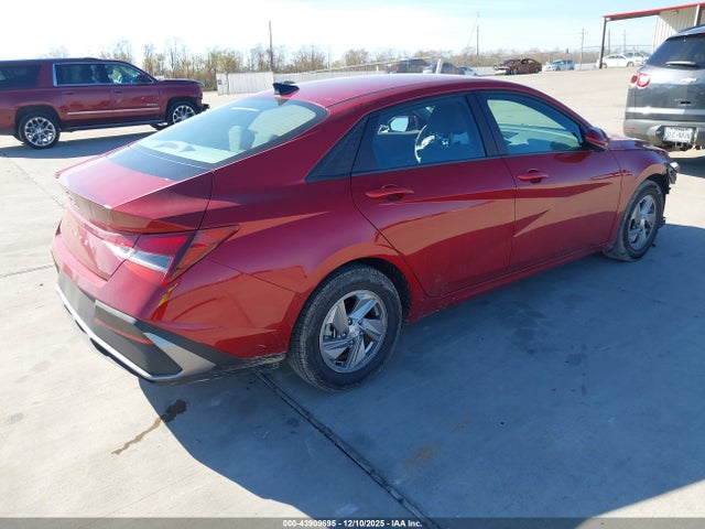 KMHLL4DG5RU821194 Hyundai ELANTRA SE