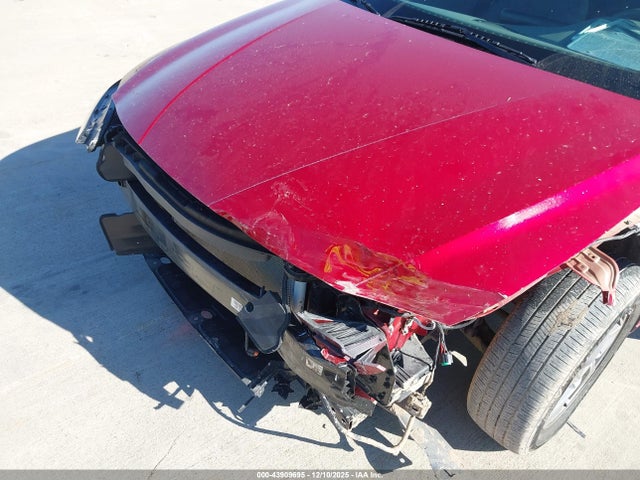 KMHLL4DG5RU821194 Hyundai ELANTRA SE
