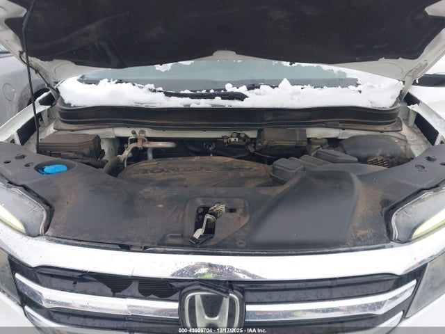 Aukcja sprzedaży 2017 Honda Pilot Touring, vin: 5FNYF5H93HB005630, numer aukcji: 43909704
