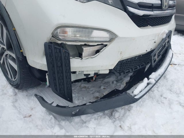 Aukcja sprzedaży 2017 Honda Pilot Touring, vin: 5FNYF5H93HB005630, numer aukcji: 43909704