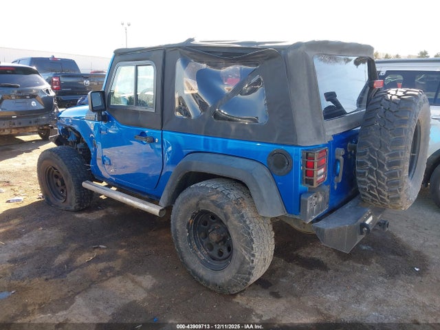 2015 JEEP WRANGLER 1C4AJWAG6FL579471 Photo 2