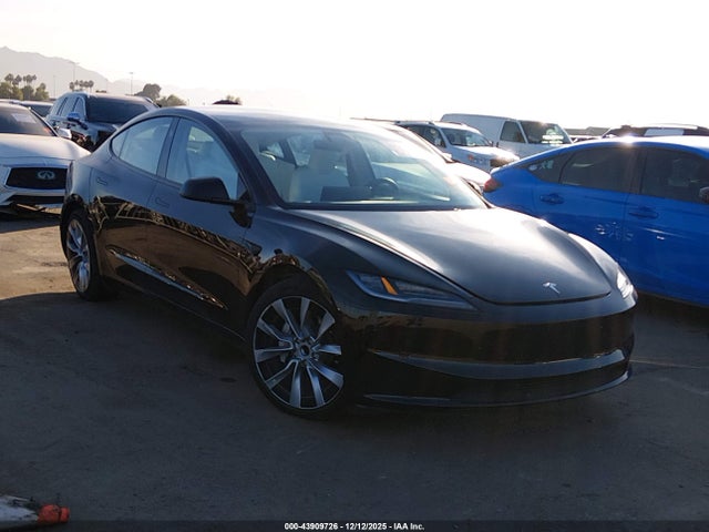 2025 TESLA MODEL 3 5YJ3E1EA9SF064614 Photo 0