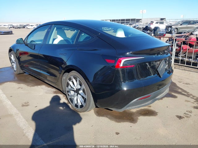 2025 TESLA MODEL 3 5YJ3E1EA9SF064614 Photo 2