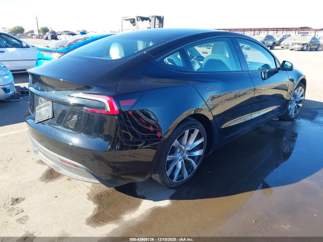 2025 TESLA MODEL 3 5YJ3E1EA9SF064614 Photo 3
