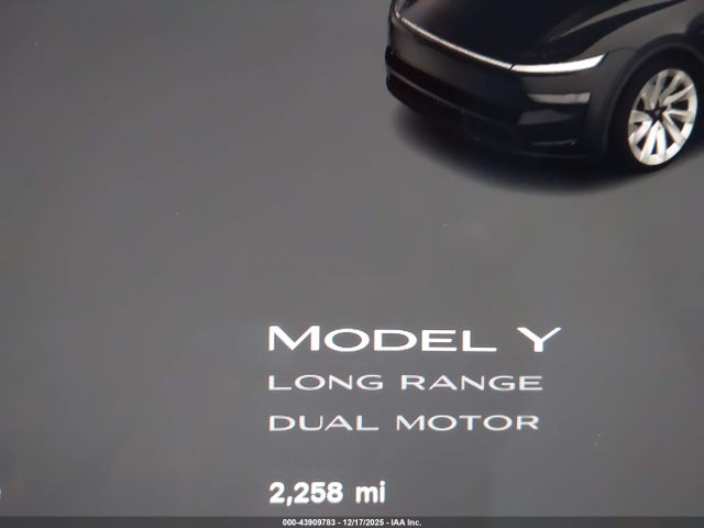2026 TESLA MODEL Y 7SAYGDEE3TA493933 Photo 6