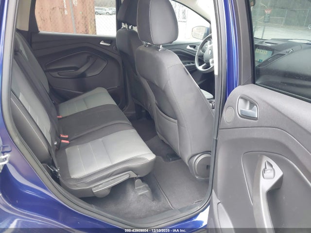 1FMCU0GX4GUA08461 Ford Escape