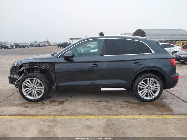 WA1BNAFY5J2133219 Audi Q5 2.0t Premium/2.0t Tech Premium