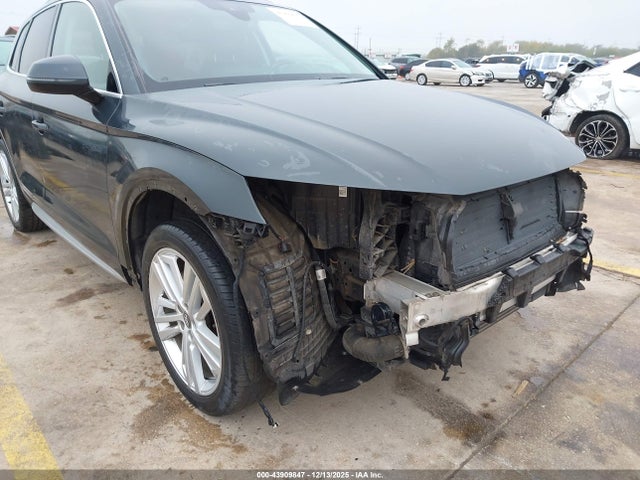 WA1BNAFY5J2133219 Audi Q5 2.0t Premium/2.0t Tech Premium