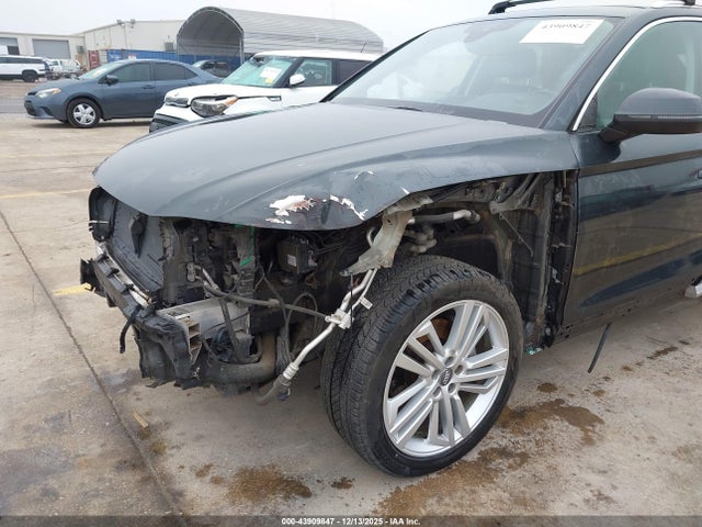 WA1BNAFY5J2133219 Audi Q5 2.0t Premium/2.0t Tech Premium