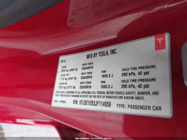 2018 TESLA MODEL 3 5YJ3E1EB3JF114656 Photo 8