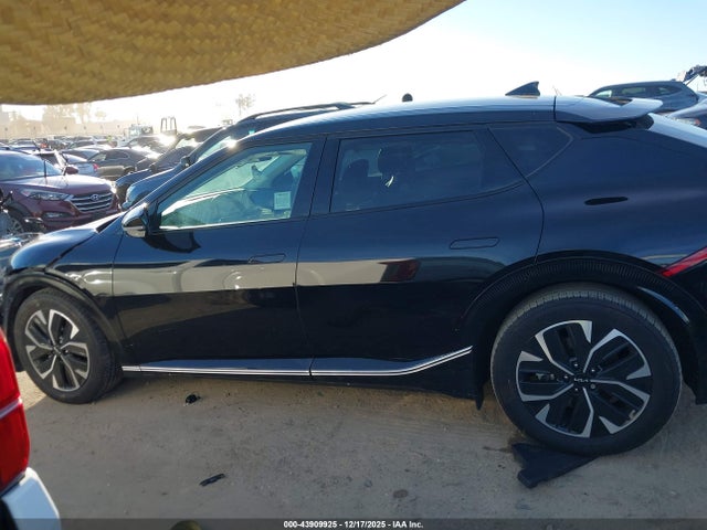 KNDC34LA3R5198122 KIA Ev6 Wind