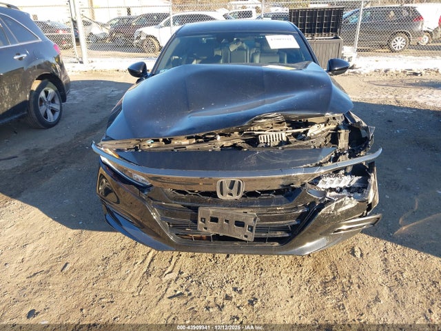 1HGCV1F32LA137589 Honda Accord Sport