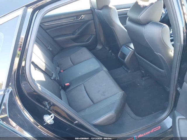 1HGCV1F32LA137589 Honda Accord Sport