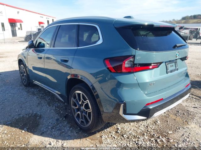 2024 BMW X1 WBX73EF05R5Z70505 Photo 2