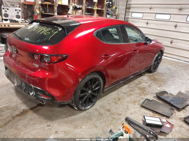 Продажа на аукционе авто 2021 Mazda Mazda3 2.5 Turbo, vin: JM1BPBJY5M1402150, номер лота: 43909969