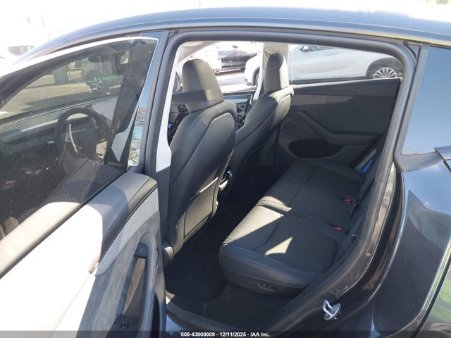 2026 TESLA MODEL Y 7SAYGDED5TF417138 Photo 7
